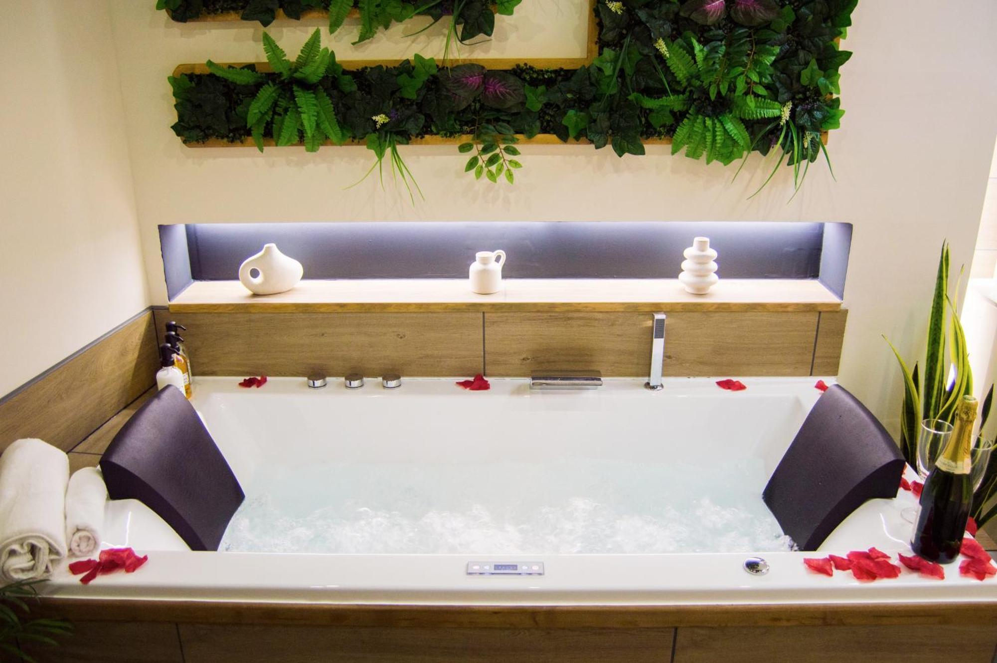 L'Atelier Vert - Balneo - Luxe - Proche Hypercentre - Classe 4 Etoiles Troyes Zewnętrze zdjęcie